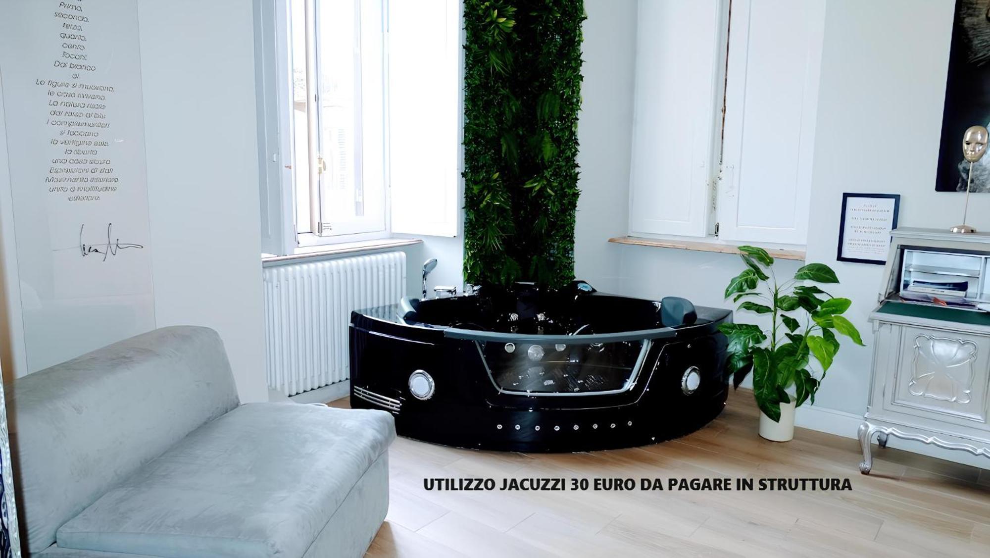 Apartments Chic Torino Centro Porta Nuova Zewnętrze zdjęcie