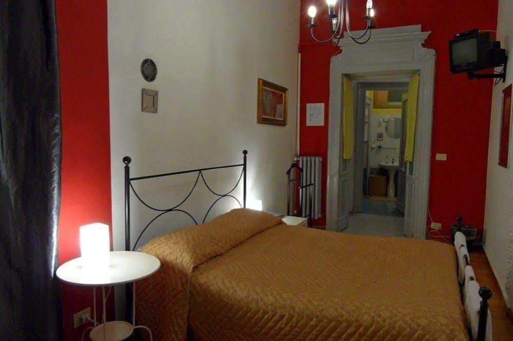 Apartments Chic Torino Centro Porta Nuova Zewnętrze zdjęcie