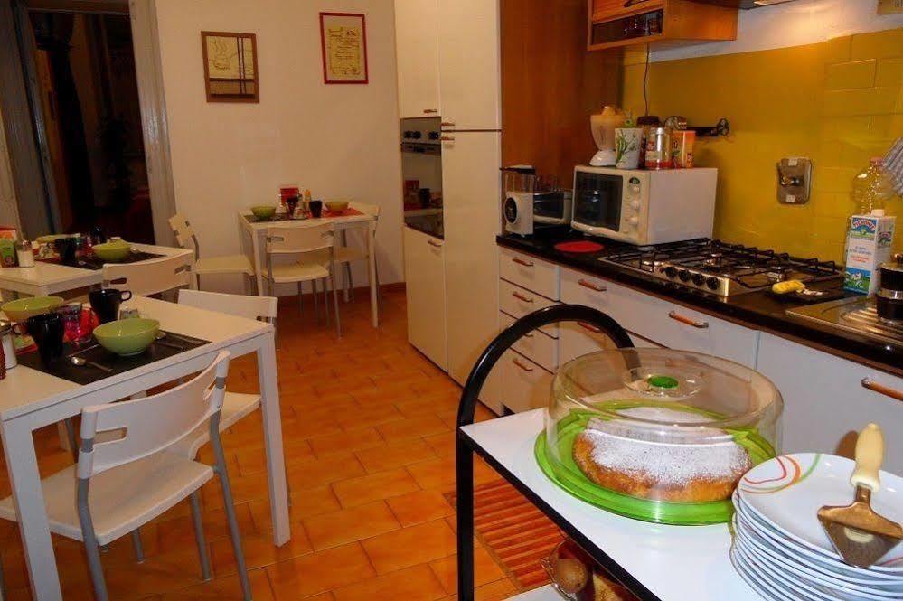 Apartments Chic Torino Centro Porta Nuova Zewnętrze zdjęcie